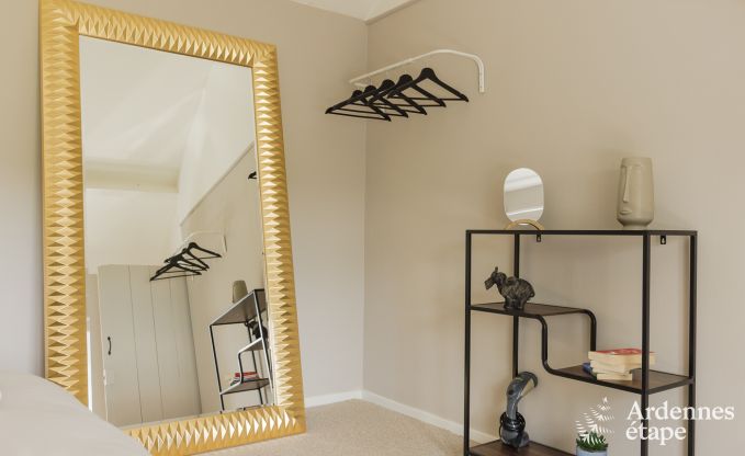 Charmante fermette voor 6 personen in Bastogne met binnen- en buitenjacuzzi