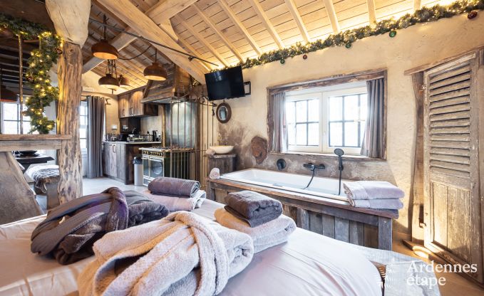 Comfortabele vakantiechalet in Bastogne met tuin en sauna