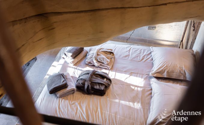 Comfortabele vakantiechalet in Bastogne met tuin en sauna