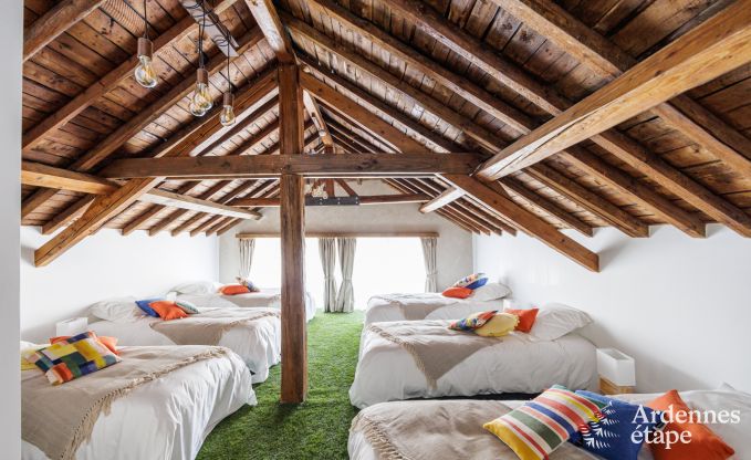 Ruime luxe villa in Bastogne voor 26 personen