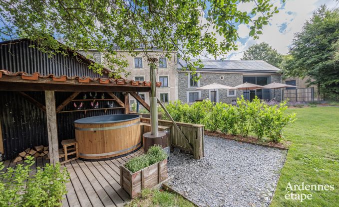 Ruime luxe villa in Bastogne voor 26 personen