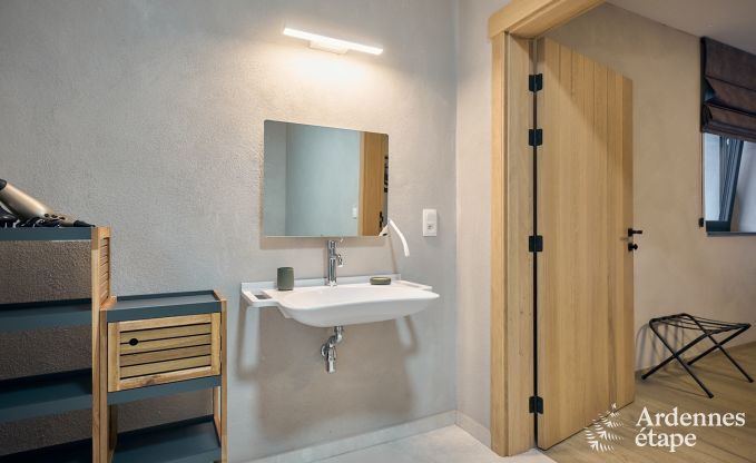 Vakantiehuis in Bastogne: authentieke vakantiewoning voor 16 personen met moderne voorzieningen in de Ardennen