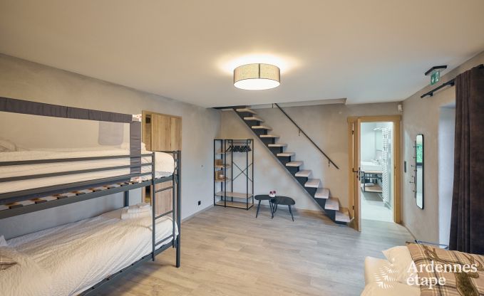 Vakantiehuis in Bastogne: authentieke vakantiewoning voor 16 personen met moderne voorzieningen in de Ardennen