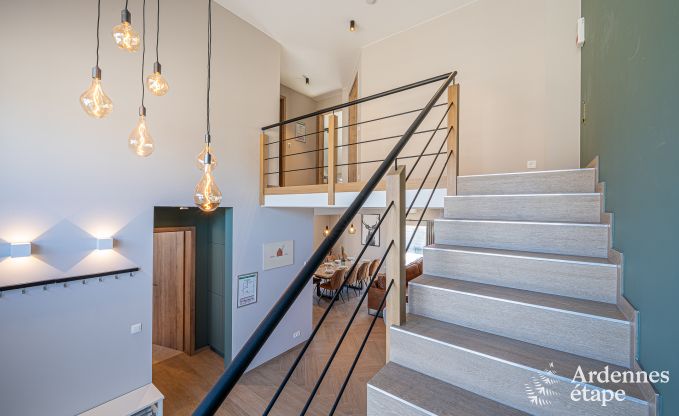 Vakantiewoning in Bastogne: ruime accommodatie voor 22 personen met uitgebreide faciliteiten en 9 slaapkamers in de Ardennen