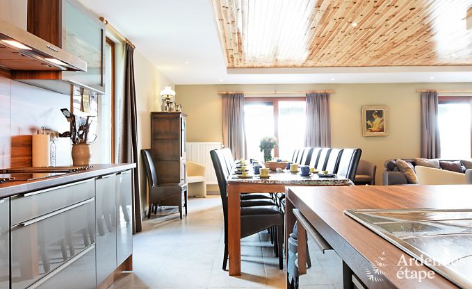 Ruime en comfortabele chalet in Beauraing, Ardennen