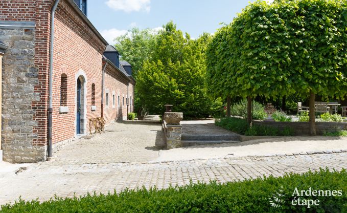 Kasteel in Beauraing voor 12 personen in de Ardennen
