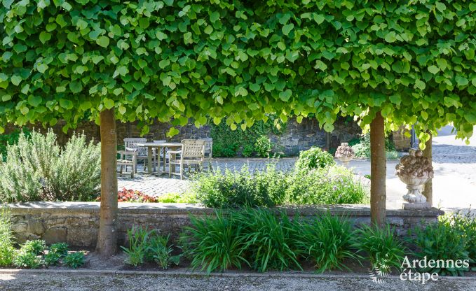 Kasteel in Beauraing voor 12 personen in de Ardennen