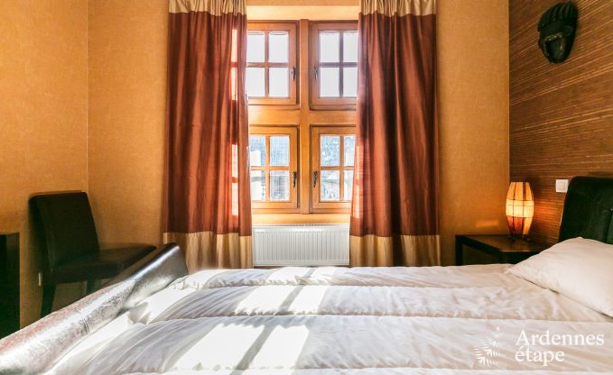 Kasteel in Beauraing voor 20 personen in de Ardennen