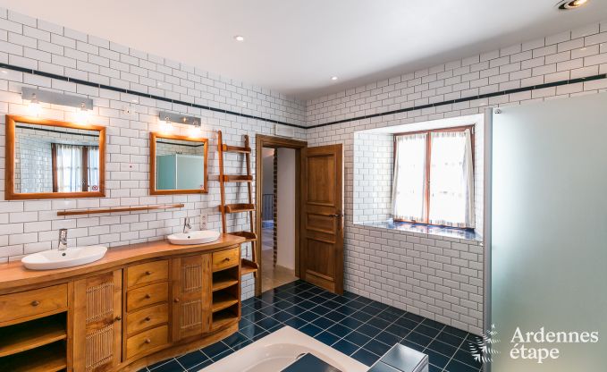 Kasteel in Beauraing voor 20 personen in de Ardennen