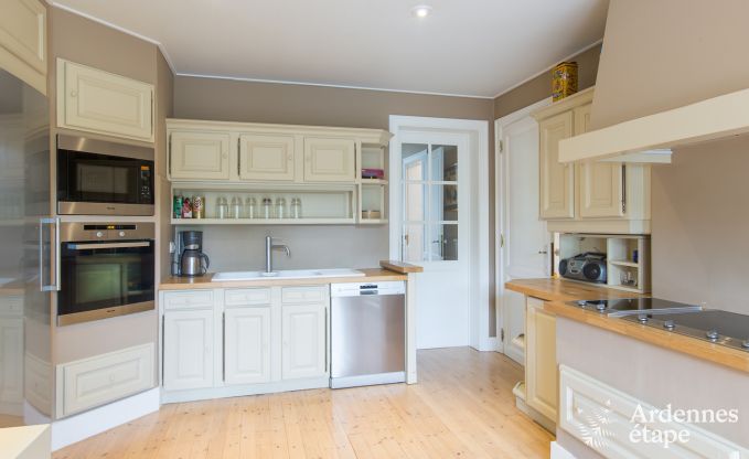 Vakantiehuis in Beauraing voor 15 personen in de Ardennen