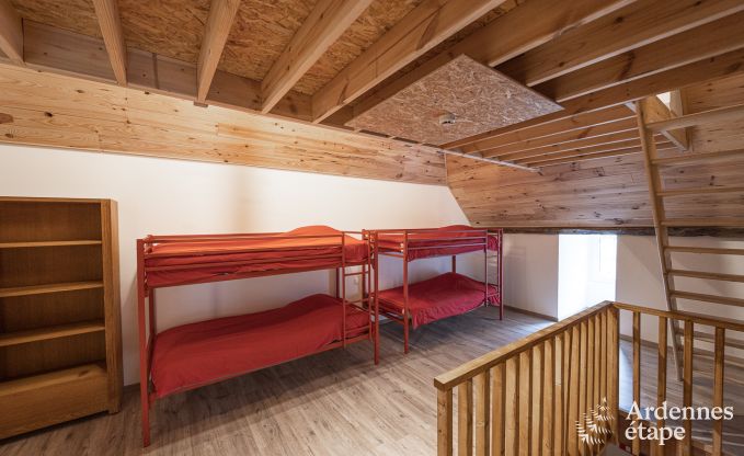 Mooie Vakantiewoning met zwembad, sauna en spelen in Beauraing voor 15 personen in de Ardennen