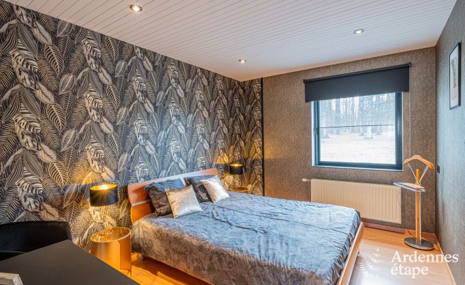 Charmante en ruime vakantiewoning met zwembad in Beauraing, Ardennen