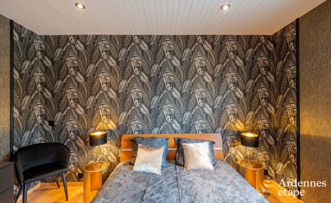 Charmante en ruime vakantiewoning met zwembad in Beauraing, Ardennen