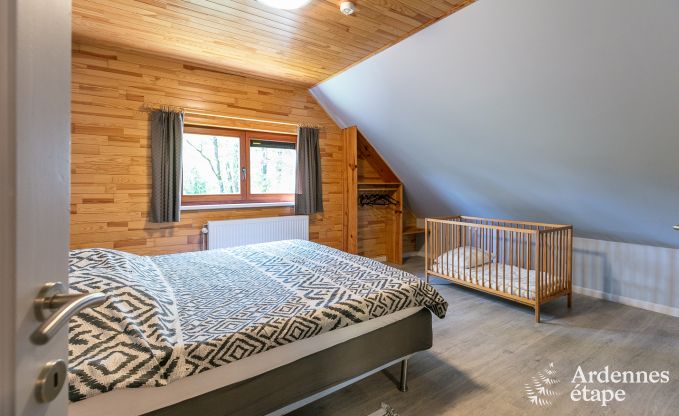 Ruime en comfortabele chalet in Beauraing, Ardennen