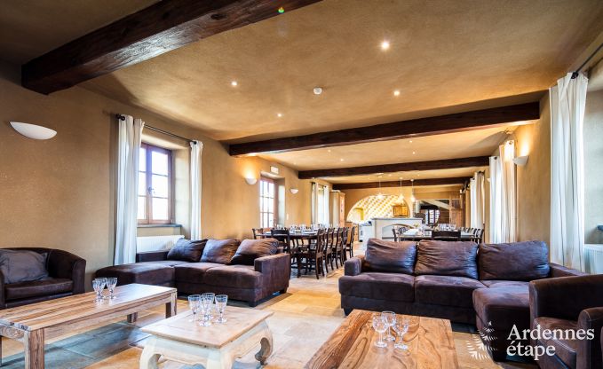 Kasteel in Beauraing voor 20 personen in de Ardennen