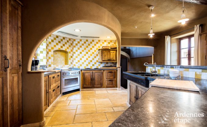 Kasteel in Beauraing voor 20 personen in de Ardennen