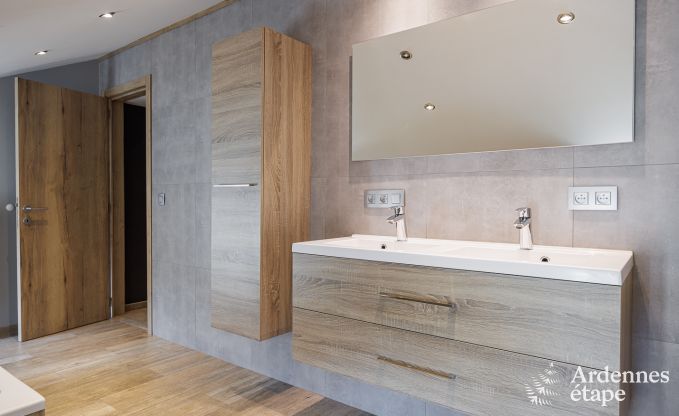 Comfortabel en hondvriendelijk vakantiehuis in Beauraing voor gezinnen