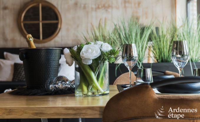 Romantische vakantiewoning voor 2 personen in Beauraing met zwembad, sauna en jacuzzi