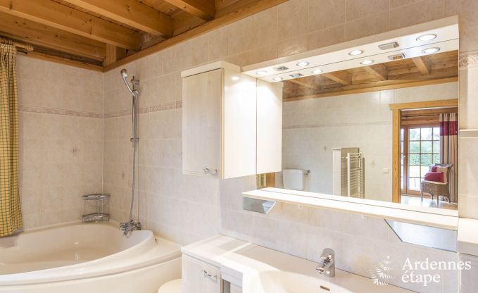 Chalet in Bernister voor 15 personen in de Ardennen