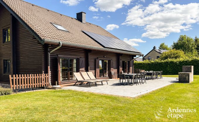 Chalet in Bernister voor 15 personen in de Ardennen