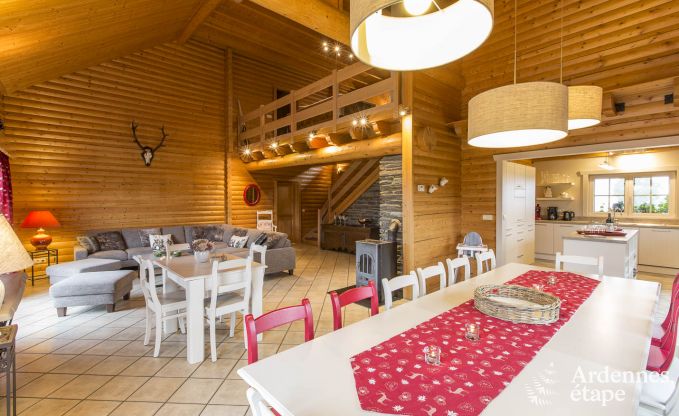Chalet in Bernister voor 15 personen in de Ardennen