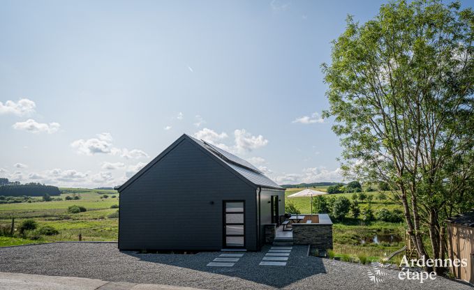 Vakantiehuis in Bertogne voor 6 personen met privtuin en hottub