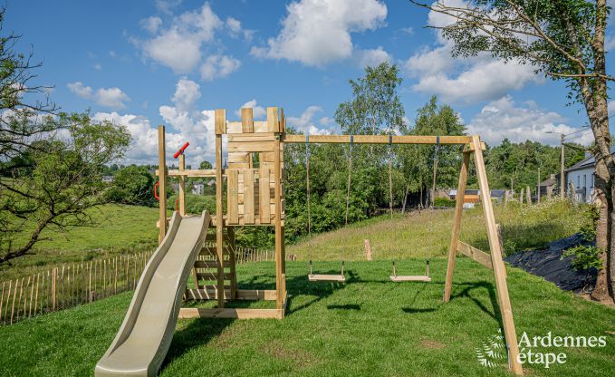 Vakantiehuis in Bertogne voor 6 personen met priv�tuin en hottub