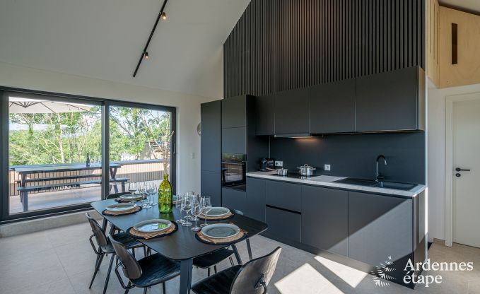 Vakantiehuis in Bertogne voor 6 personen met priv�tuin en hottub