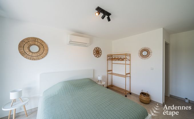 Vakantiehuis in Bertogne voor 6 personen met priv�tuin en hottub