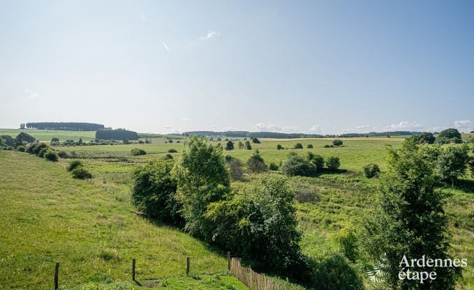 Vakantiehuis in Bertogne voor 6 personen met priv�tuin en hottub