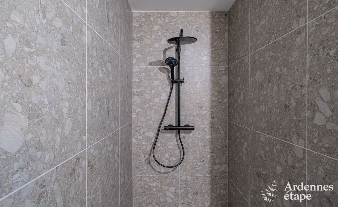 Vakantiehuis in Bertogne voor 6 personen met priv�tuin en hottub