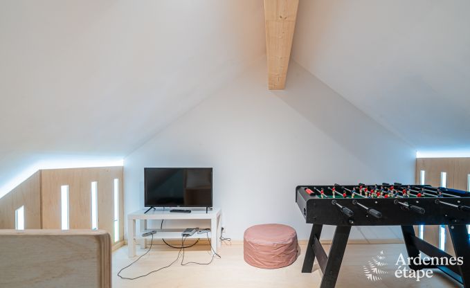 Vakantiehuis in Bertogne voor 6 personen met priv�tuin en hottub