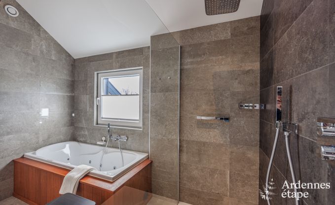 Gezellig en ruim vakantiehuis in Bertrix, Ardennen