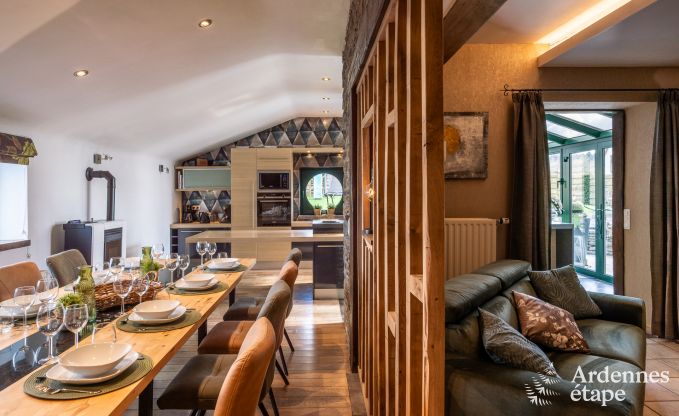 Comfortabel vakantiehuis met binnenzwembad in Bertrix, Ardennen