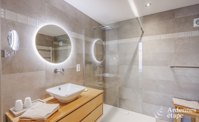 Gezellig en ruim vakantiehuis in Bertrix, Ardennen