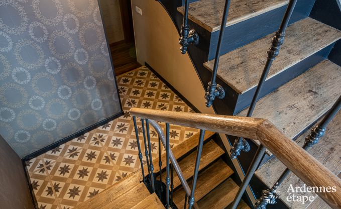 Comfortabel vakantiehuis met binnenzwembad in Bertrix, Ardennen