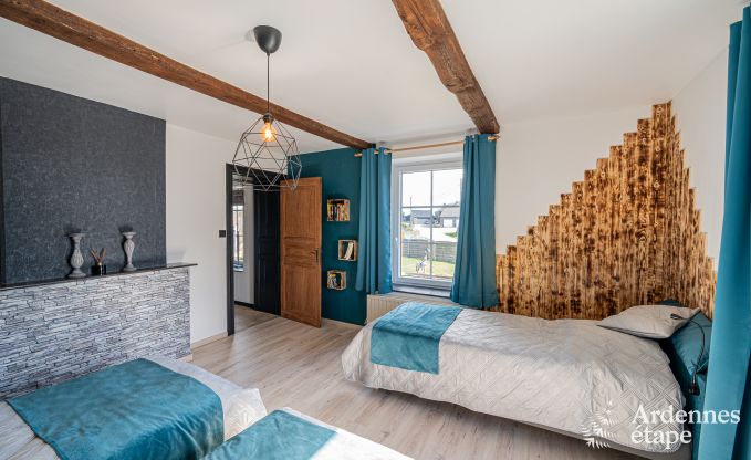 Comfortabel vakantiehuis met binnenzwembad in Bertrix, Ardennen