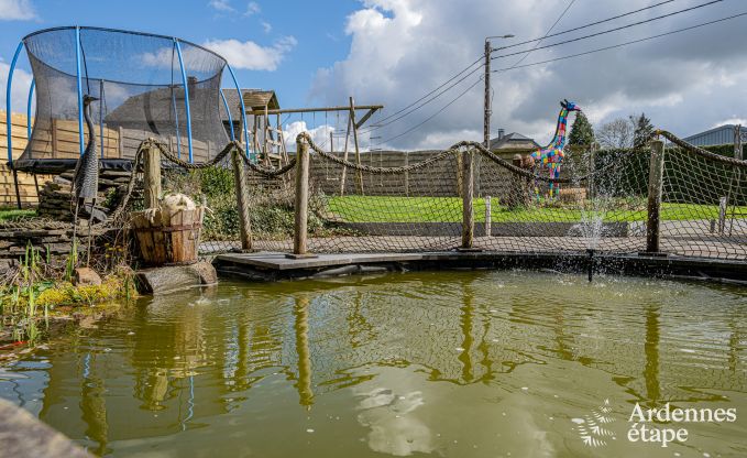 Comfortabel vakantiehuis met binnenzwembad in Bertrix, Ardennen