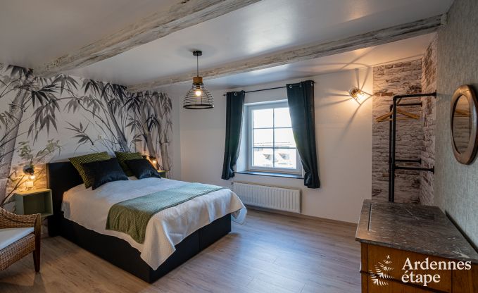 Comfortabel vakantiehuis met binnenzwembad in Bertrix, Ardennen