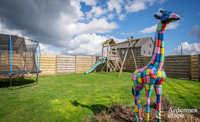 Comfortabel vakantiehuis met binnenzwembad in Bertrix, Ardennen