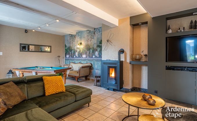 Comfortabel vakantiehuis met binnenzwembad in Bertrix, Ardennen
