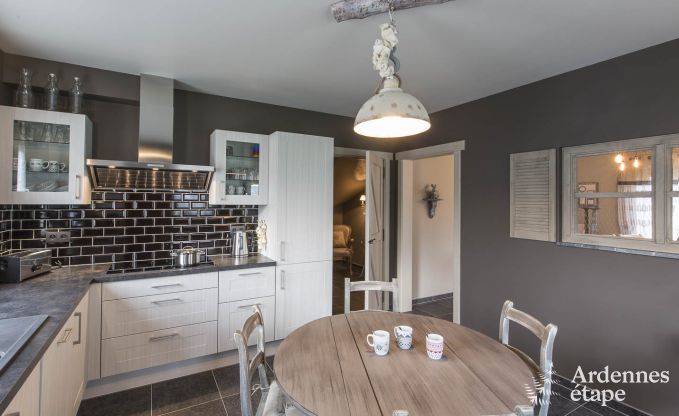 Luxe villa in Bi�vre voor 9 personen in de Ardennen