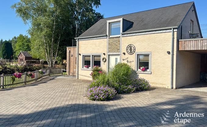 Luxe villa in Bi�vre voor 8 personen in de Ardennen