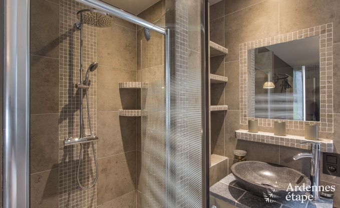 Luxe villa in Bi�vre voor 19 personen in de Ardennen