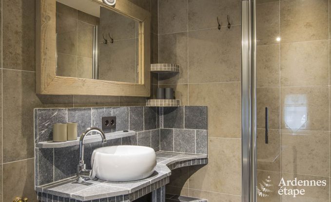 Luxe villa in Bi�vre voor 19 personen in de Ardennen