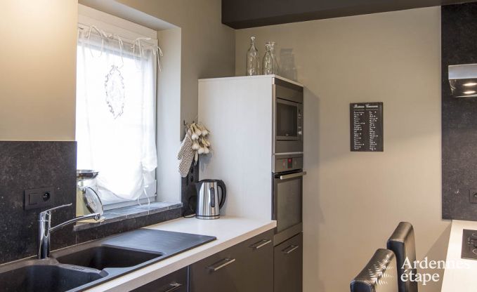 Luxe villa in Bi�vre voor 19 personen in de Ardennen