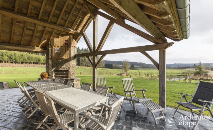 Luxe villa in Bi�vre voor 19 personen in de Ardennen