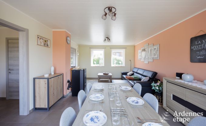 Moderne en hondvriendelijke vakantiewoning in Bievre, Ardennen