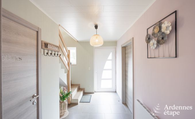 Moderne en hondvriendelijke vakantiewoning in Bievre, Ardennen