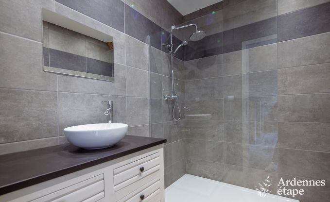 Vakantiehuis in Bi�vre voor 10/12 personen in de Ardennen